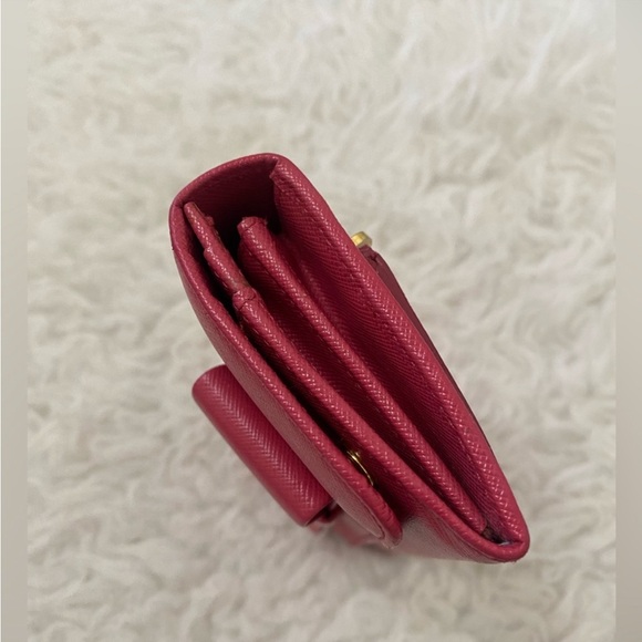 Authentic Prada Fuchsia Saffiano Leather Bow Continental Wallet - Picture 3 of 15